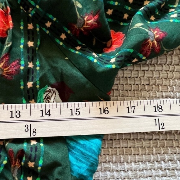 Jilem Modas Cropped Tropical Print Summer Top - Picture 10 of 12